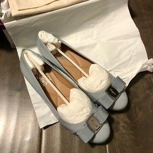 NEW IN BOX Salvador Ferragamo Varina Size 6B